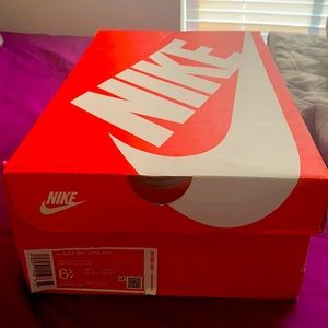 Nike Blazer Mid ‘77 SE They’re a 6.5Y boys
